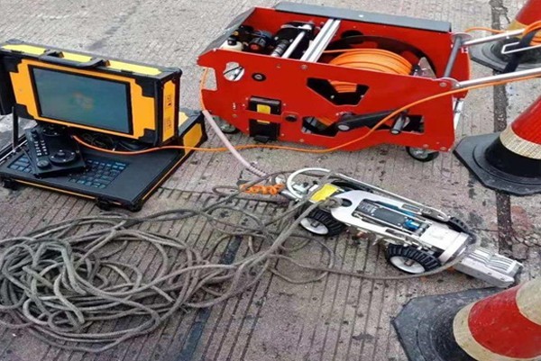 井陉CCTV管道检测机器人