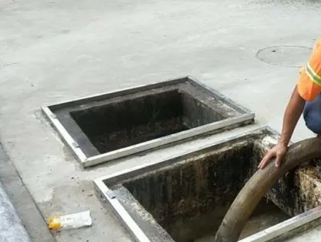 井陉化粪池清理
