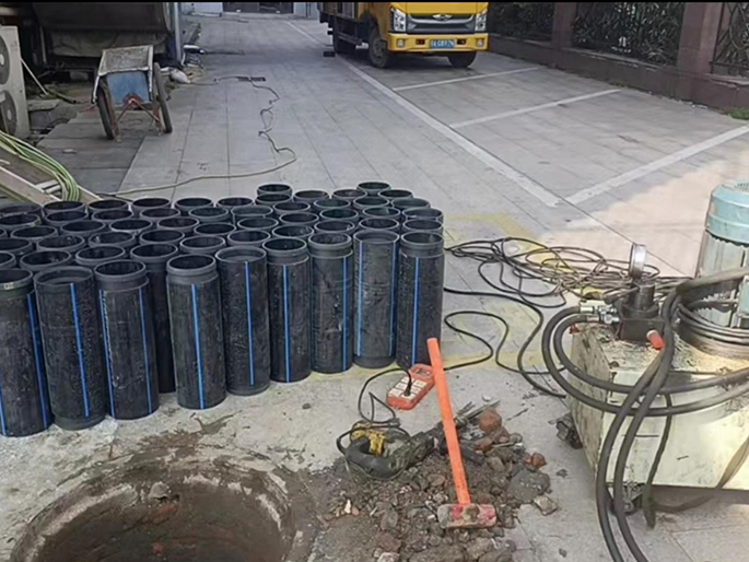 井陉PE置换管厂家 DN315置换管 非开挖管短管置换